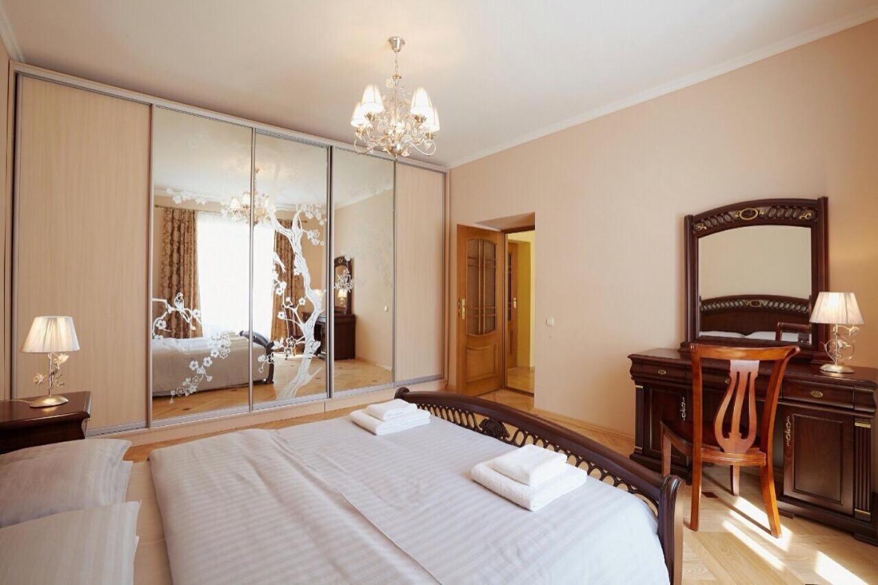 Myaparts B7 Apartment Лвив Екстериор снимка